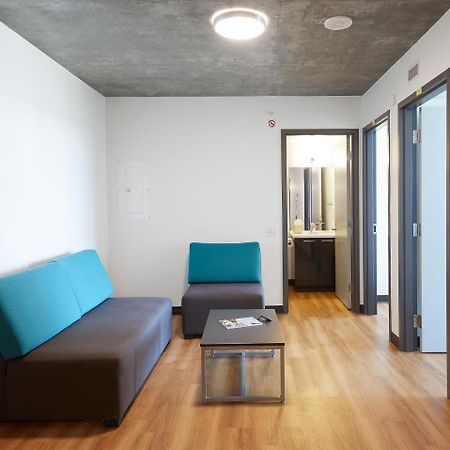Centennial Place Student Residence Scarborough Toronto Esterno foto